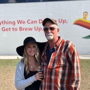 Meet your Posher, Katelyn